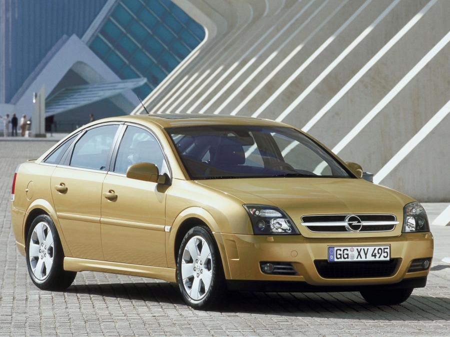  Opel Vectra GTS 2002 года  (фото 25 из 28)
